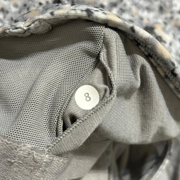 Lululemon 8 Power Y Tank Top Racerback Petite Fleur Silver Spoon Animal Print - Picture 9 of 10